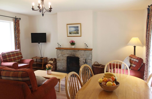 Leitrim Quay - Riverside Cottage 4
