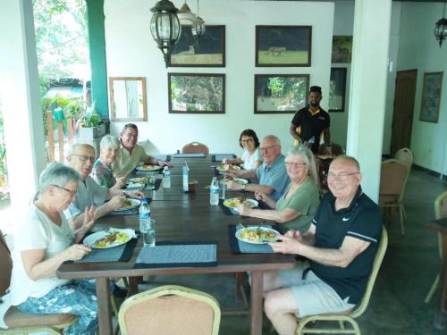 Leopard Den Hotel & Safari