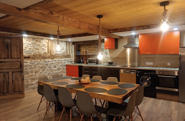 Les Etoiles de Bevy/Gîte Cassiopée Haut Jura 6 people/8 beds