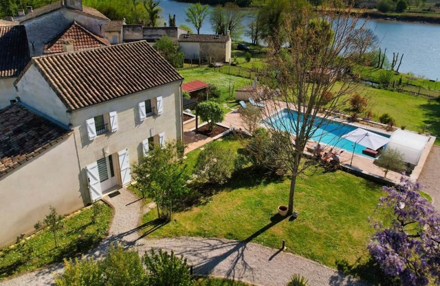 Les Rives de Saint Martial