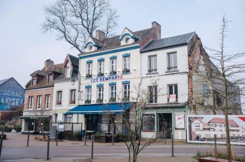 Les Remparts