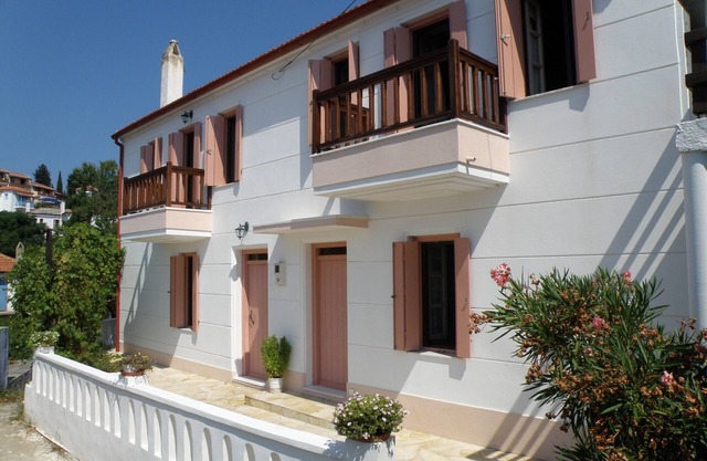 Let Yourself Escape At Ikia's Traditional Houses