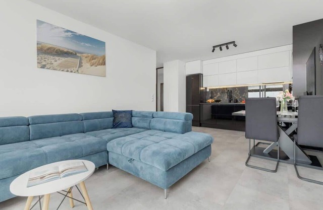 Letnicka 1H | Modern Apartment | Parking