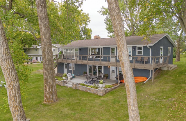 Level Lake Ida Property with Boat or Pontoon Lift and Sandy Lake Bottom.