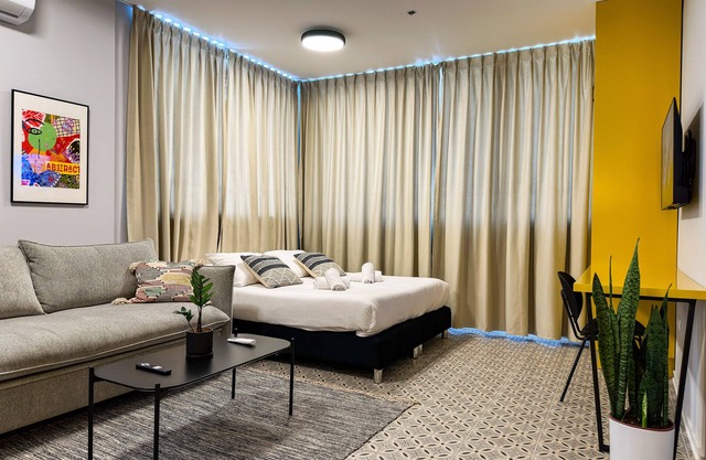 Levinski Market Hotel