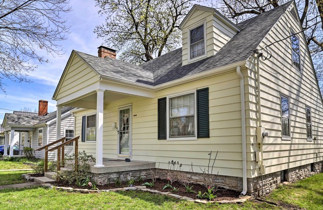 Lexington Getaway w/Backyard Deck < 2 Mi to UK!