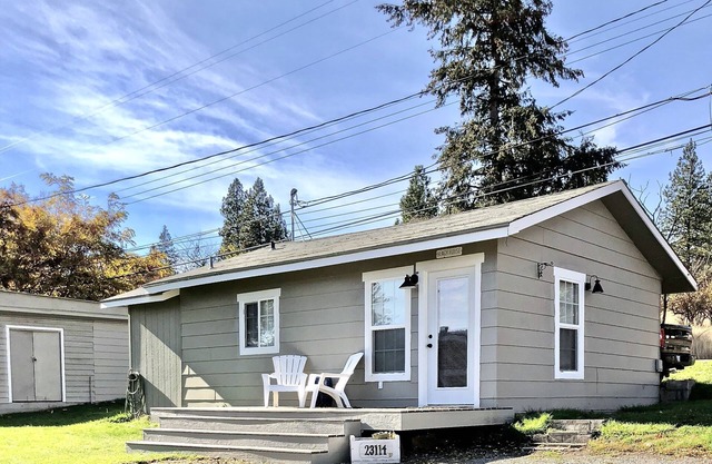 Liberty Lake Cottage With Lake View