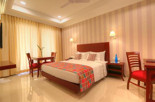 Lilac Hotel Block 