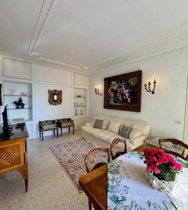 Lilac Luxury Apartment
