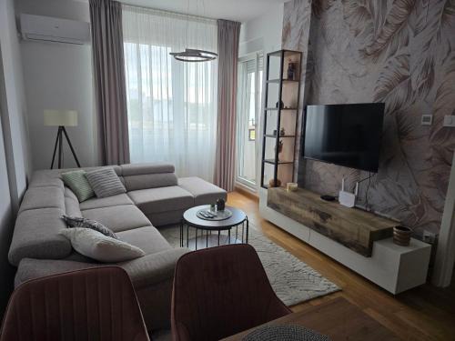 Liman 5 Riverside 209 with Free Private Parking