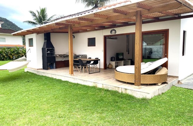 Linda Casa de Condomínio em Ubatuba