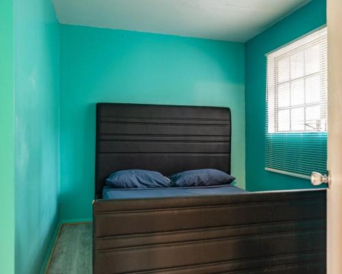 Linhart 2670 Place with 1 bedroom and 1 bathroom