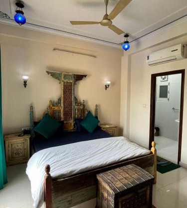 Little Ganesha Inn