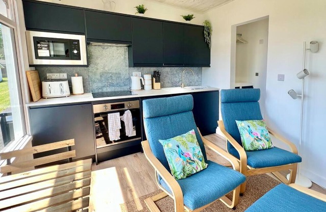 Little Haven Too, one bed chalet in Dartmouth