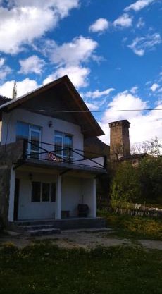 Little house Katia Mestia