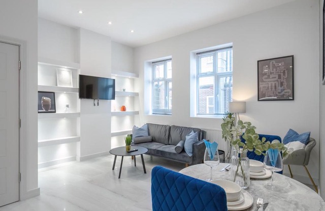 LiveStay-Modern & Stylish Apartments in Didcot