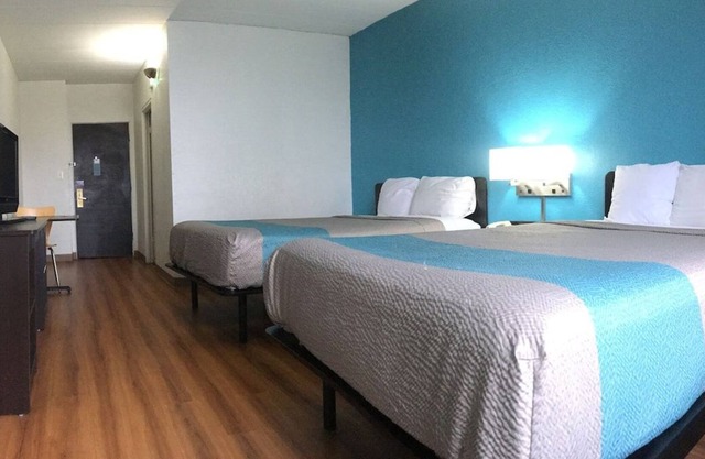 Located In An Area With Good Airport Proximity! 3 Affordable Units, FREE Parking