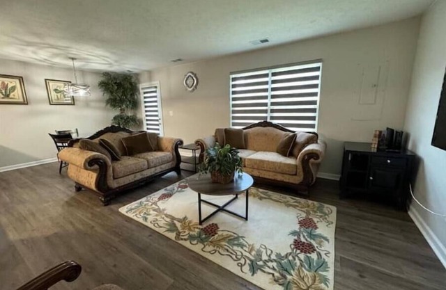 Located in Georgetown, KY, close to Toyota, Kentucky Horse Park, Lexington, KY