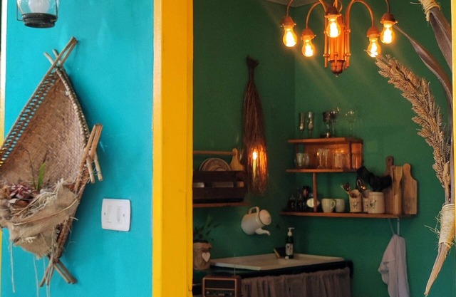 Located in the heart of Alter, Casinha is a welcoming refuge.