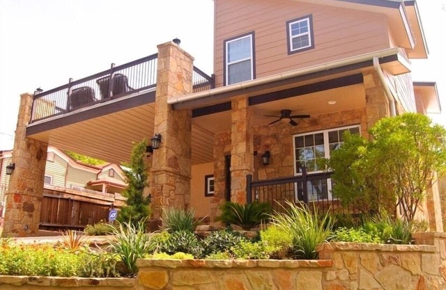 Location, Location, Location! Amazing Views and Perfect Summer Getaway!