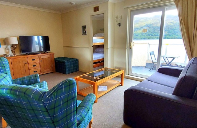 Loch Rannoch Highland Club Lochside Lodge 07