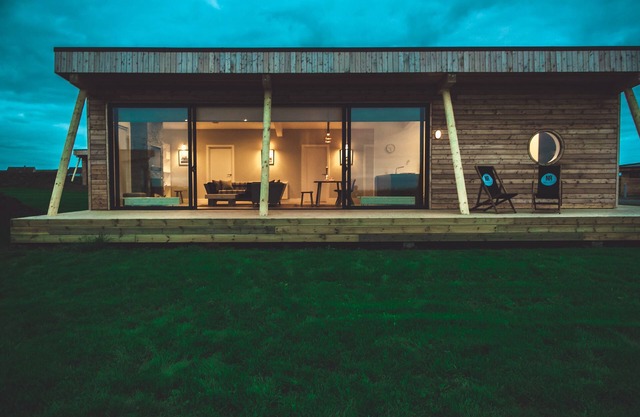 Lodge 16 - 3 Bed Sea-View - a john o'groat that sleeps 6 guests in 3 bedrooms