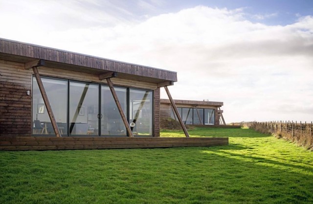 Lodge 8 - 3 Bed - a john o'groat that sleeps 6 guests in 3 bedrooms