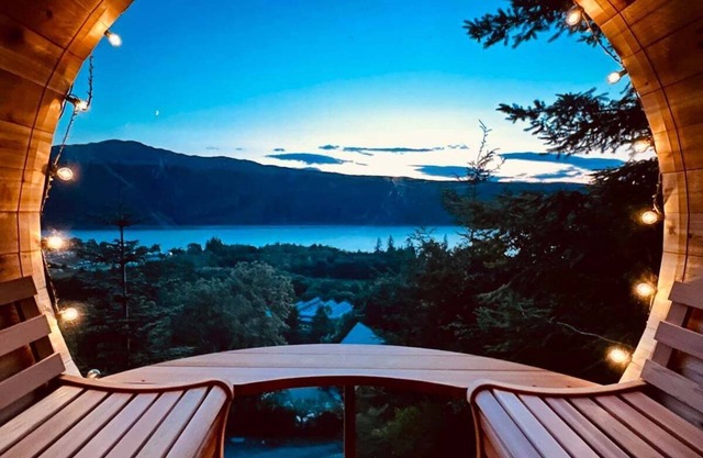 Lodges On Loch Ness