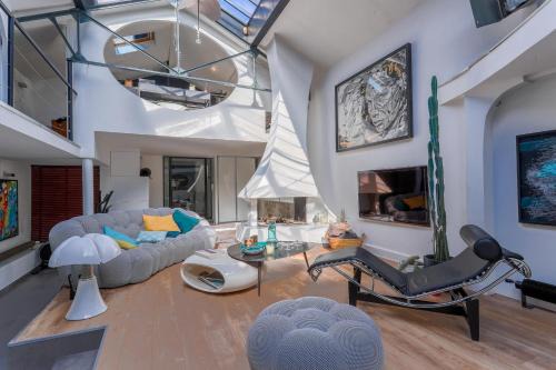 Loft 180m2 - 3 chambres - Jardin privatif