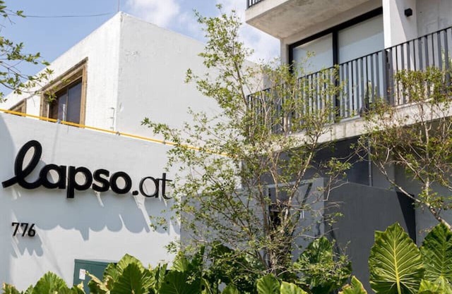 Loft con Balcón y Restaurant en el Roof | Lapso at