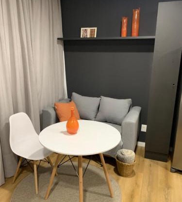 LOFT confortável e moderno com garagem perto da FURB e Vila Germânica