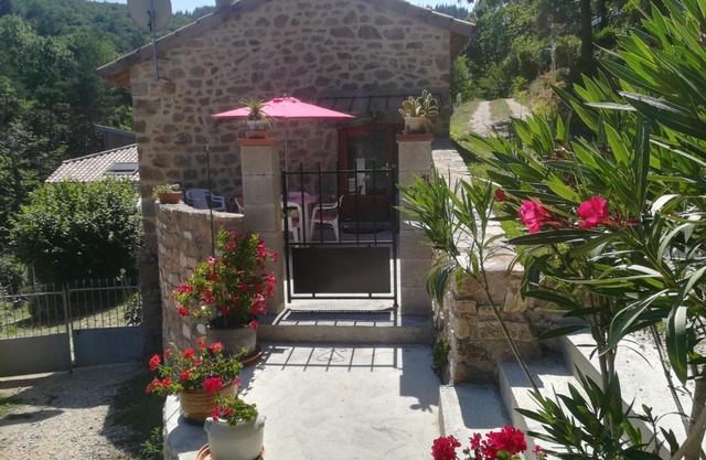 LOFT LA ROSE DESIREE Gite 3 étoiles