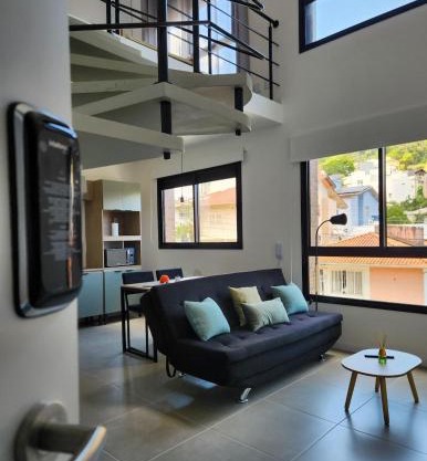 Loft UP 203