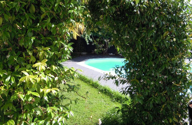 LOFT WITH PRIVATE POOL IN CHALLANS NEAR THE CENTER