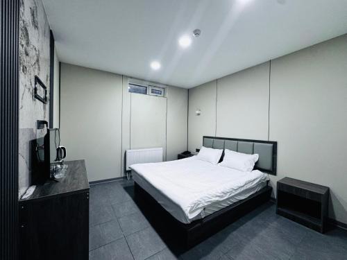 Lofty Hotel