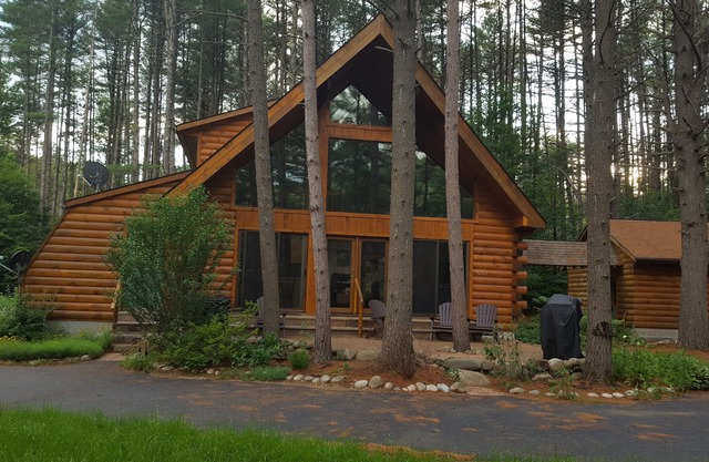 Log Cabin on the Hudson
