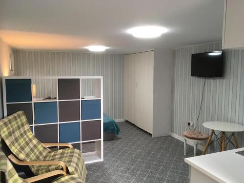 Log cabin studio in Paignton