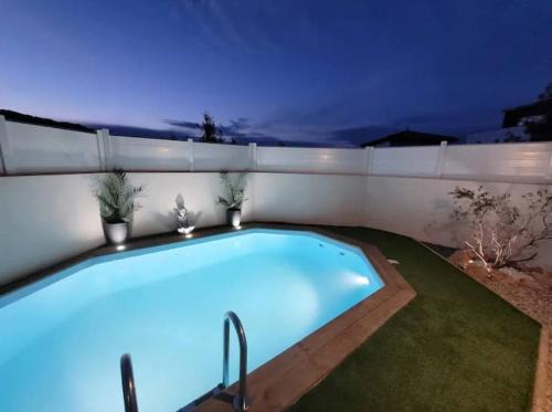 Logement indépendant "Les Coquelicots", terrasse proche des plages et Montpellier