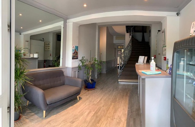 Logis Hotel du Midi