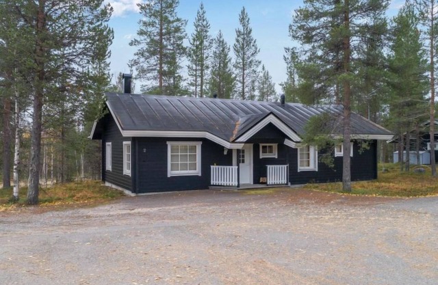 Lomaylläs/Hankipolku 2 by Interhome