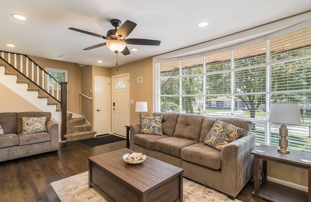 Lombard Rental