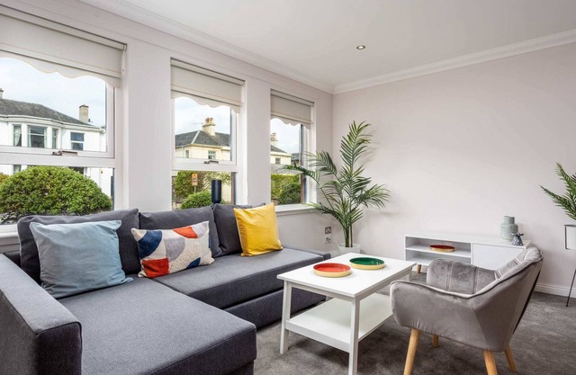 London Gate No2 - Donnini Apartments