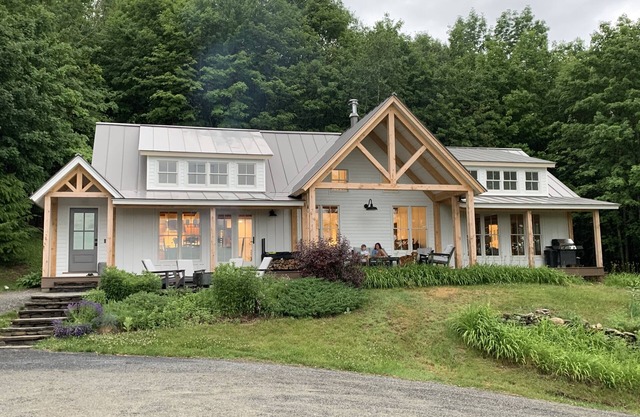 Long Range Mountain Views in West Windsor