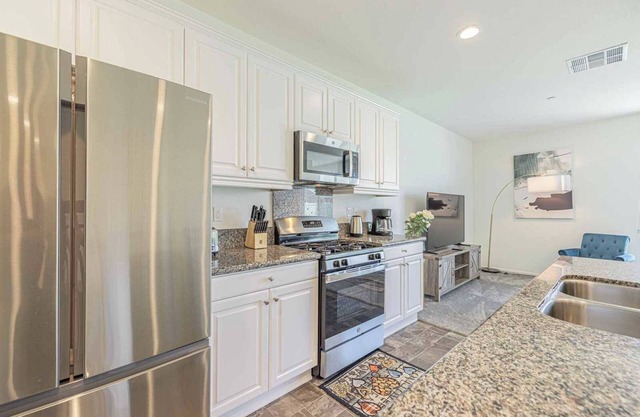 Long Term Stay-Retreat｜Fenced Backyard｜Dedicate Workspace｜Pet Friendly #41589