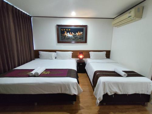 Longzhu Guesthouse