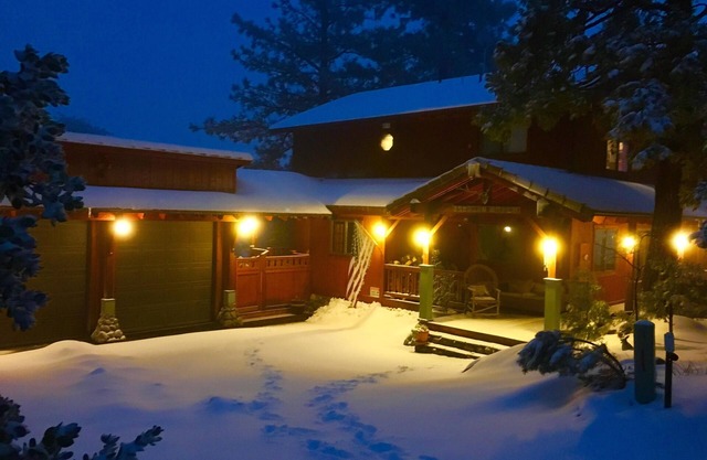 Lookout Lodge: Mountain Moments to Remember