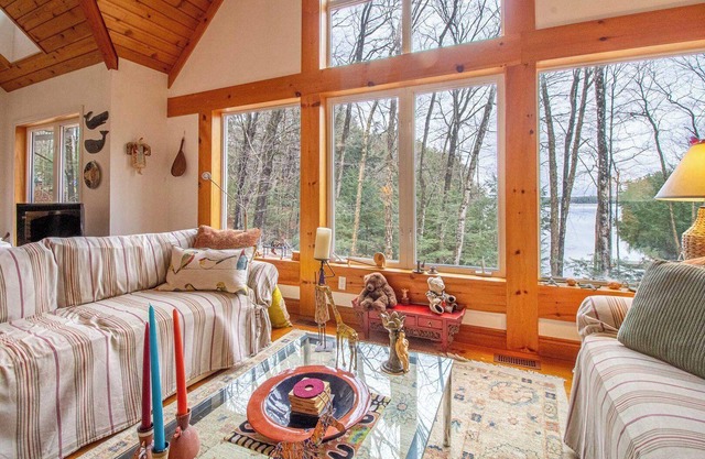 Loon Bay Serenity - Four Bedroom Cottage, Sleeps 8