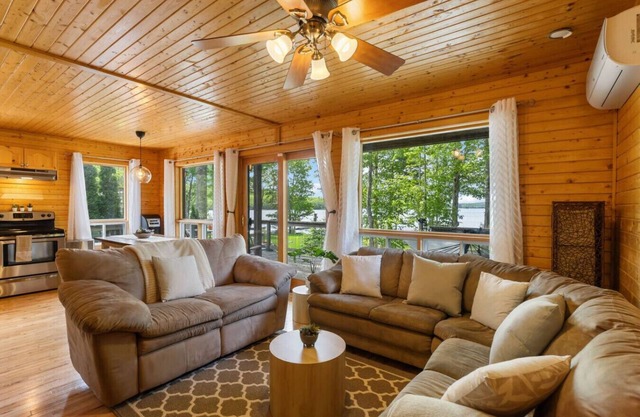 Loon Lodge on the Lake