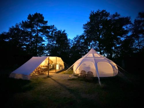 Lotus Belle Tipi at Le Ranch Camping et Glamping