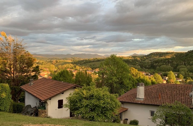 Loue Maison Avec vue sur Montagne, 6 Chambres, 14 Couchages